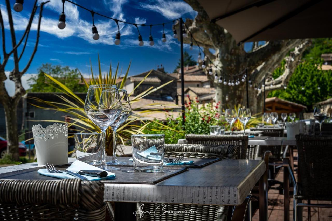 Logis Du Champ De Mars Hotel *
