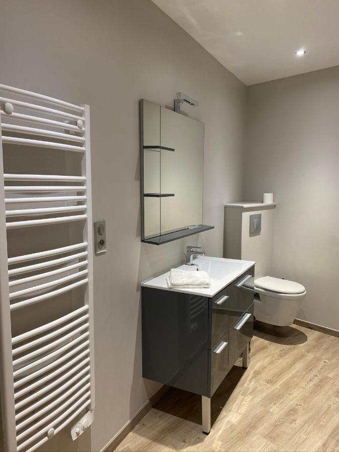 Hotel Logis Du Champ De Mars Puy-Saint-Martin